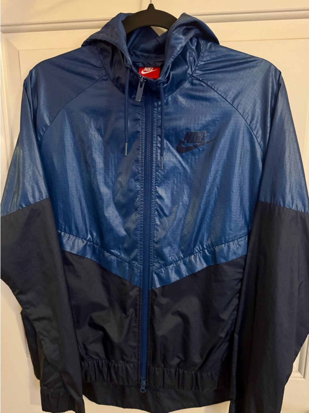 Nike Windrunner Blue and Black Two-Tone Hooded Windbreaker Jacket - Picture 2 of 8